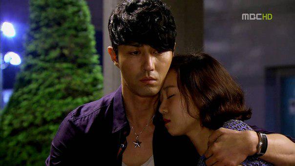 семь летающих кинжалов сериал. братство летающих кинжалов фильм. меч сюань юаня 2012 дорама. искусство любить дорама. золотой меч юань iii: небесные шрамы сериал.