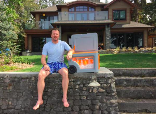 BlueJacketsNHL's tweet photo. What's @Hartsy43 been up to? 

Just gettin' all entrepreneurial w/the @nakedcooler. 

[STORY]: http://t.co/BXHEZNp9ky http://t.co/cCBxYXAID5