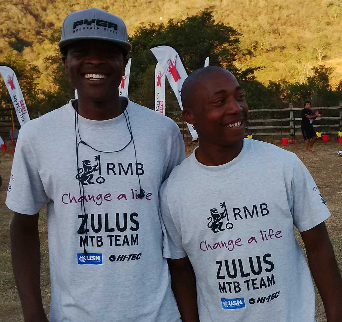martindreyer3's tweet photo. Amazing day for the RMB Change a Life Zulus,2nd,3rd,4th overall on Day 1 of @dusi2c #BackyardRacing @USNSA @HiTec_SA http://t.co/hY80LZv1Ct