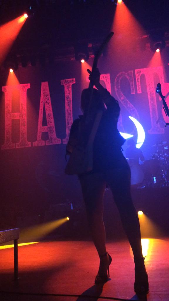 SabrinaHersom's tweet photo. During "Mayhem" in Long Island, NY. Amazing lighting by @geostone112802 #nofilter #libralenz http://t.co/de1o3vUe5E