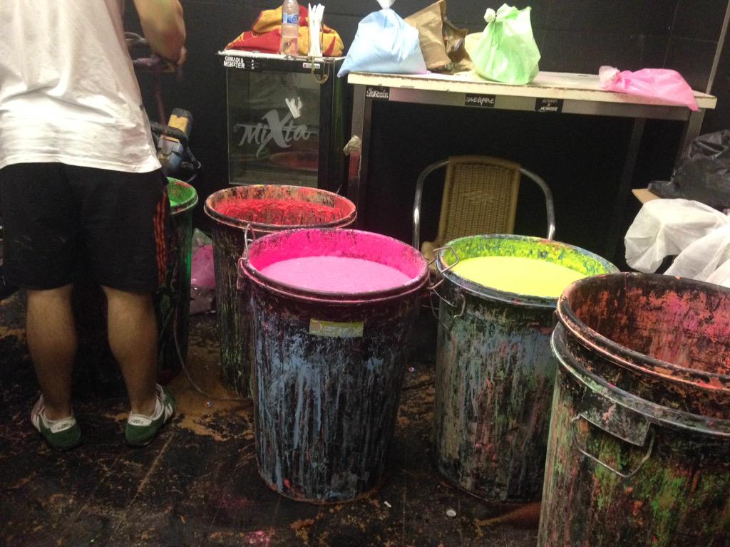 Al_lay___'s tweet photo. Empesamos @IreneCarvajal_ faltas :( #ZooPaint http://t.co/LXQhMg3rqZ