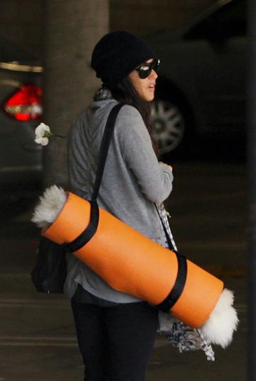 MyLifeYoga's tweet photo. Its #7YearsOfCampRock and the stars have moved on....to yoga! http://t.co/hbYCblL5fK