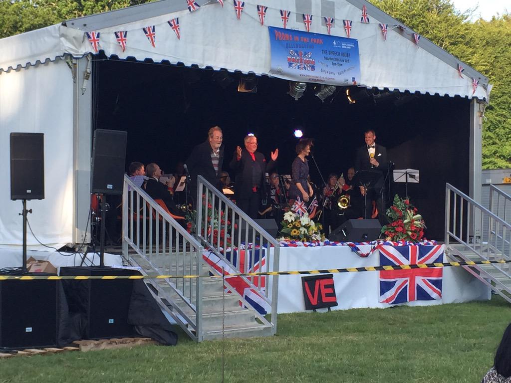 Liz Lane (@lizlanecomposer) on Twitter photo <a href="/LydbrookBand/">Lydbrook Band</a> Proms in the Park premiere #theirsongsoffreedom - thanks for a great premiere, choirs too! <a href="/LydbrookBand/">Lydbrook Band</a> Proms in the Park premiere #theirsongsoffreedom - thanks for a great premiere, choirs too!