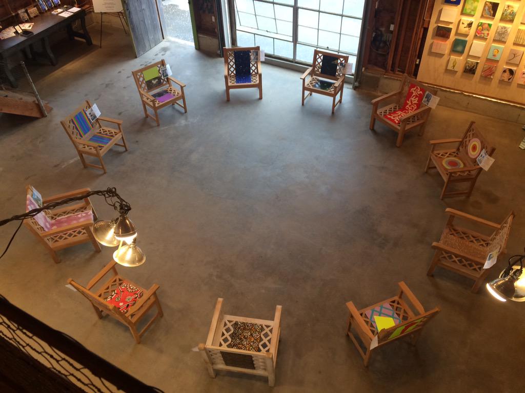 HamptonsMag's tweet photo. Celebrating #ChairsforACause artists tonight w @PlanetaWinery @AOE_Catering &amp; Silas Marder Gallery #HamptonsMagEvents http://t.co/8bDdz94xVd