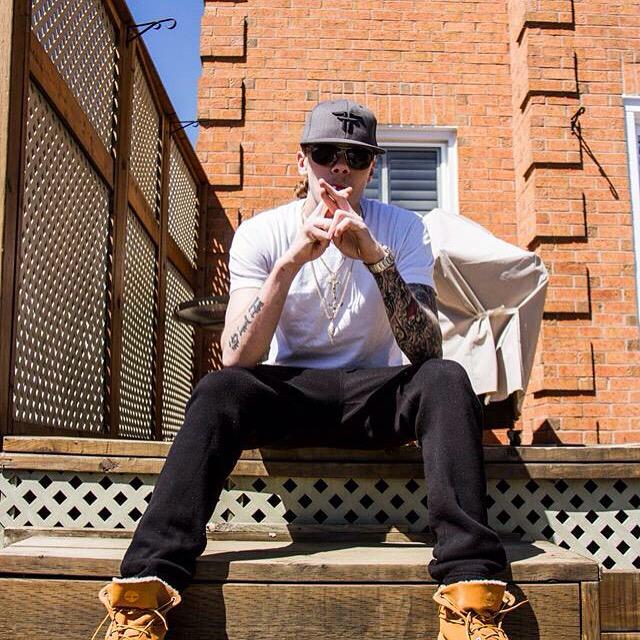 GrantKMPX's tweet photo. Komplex x ASF the movement of 2015 #komplex #komplexclothing #asf #asfrecords #komplexasf #themovement #2015 http://t.co/9a3gQMHOAP