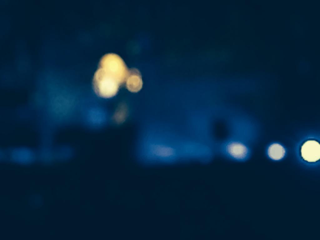 DebbieRyanRadio's tweet image. Blurry The Devil You Know - can anyone beat my #photofail? On stage, as you can clearly see, Miss @kylieminogue!