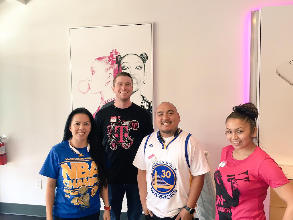 AdrianVanHooser's tweet photo. We are celebrating #Dads & #GSWs all weekend long! #TMONorCal http://t.co/BxTrUkmOfH