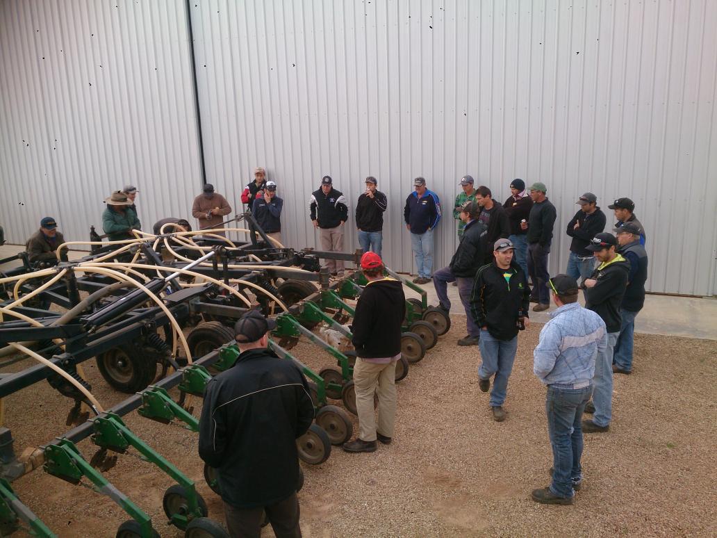 MyLewisMatt's tweet image. #WYMD seeder day #flexicoil #rootboot #DBS