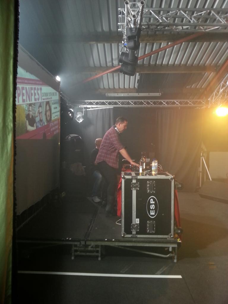 <a href="/scott_mills/">Scott Mills</a> <a href="/BBCR1/">BBC Radio 1</a> #radioroyalty blasting the tunes out <a href="/OfficialPENFEST/">Penfest</a> #awesome