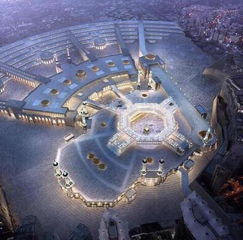 Ahmed_omar648's tweet image. أي عظمه تمتلكها ! اي قوه في أرضك تحتويها ! ❤️