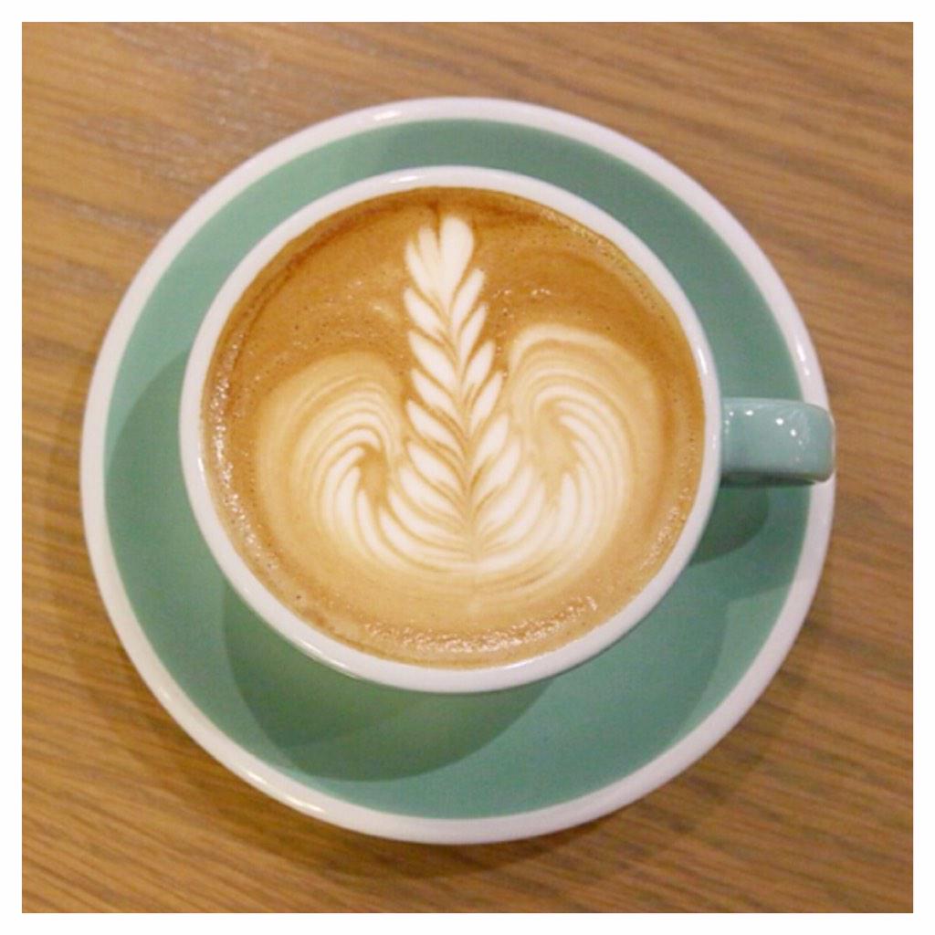 Long____Shot's tweet image. New #coffee #blend! 40% Colombia 60% Kenya. Velvet body w/ cooked pineapple &amp;amp; milk choc @ST_ALi @SENSORY_LAB