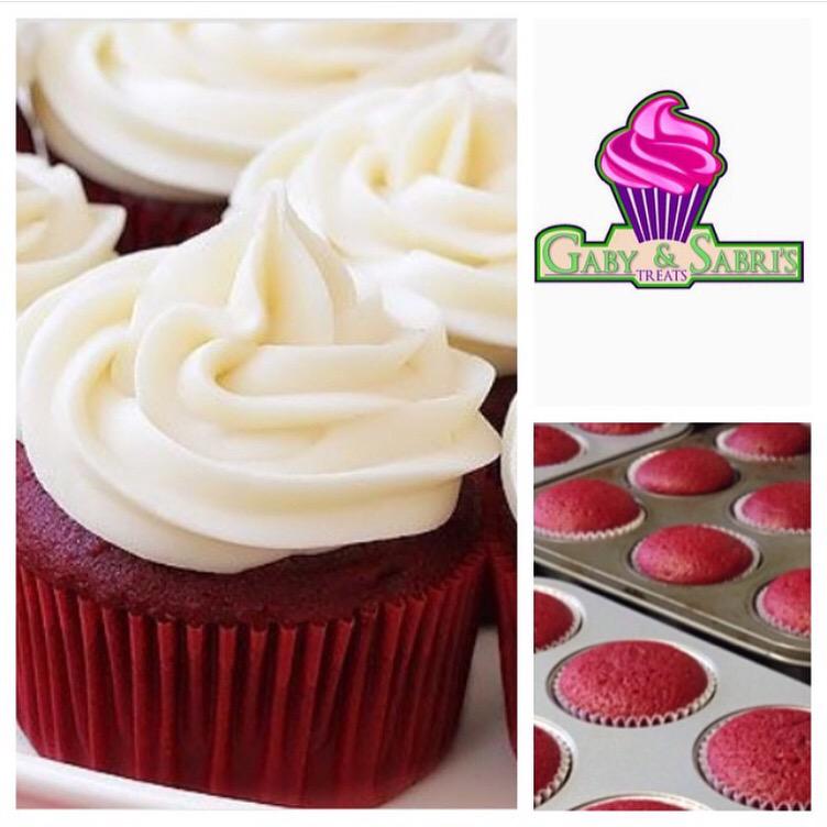 Red Velvet Cupcakes #cake #RedVelvet #gabyandsabristreats #Miami