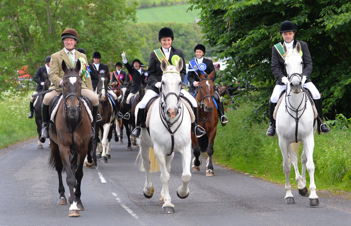 Start of the Stob Stanes rideout and a photo bomber in the form of <a href="/Kegges20/">Colin Leifer</a> at the back
