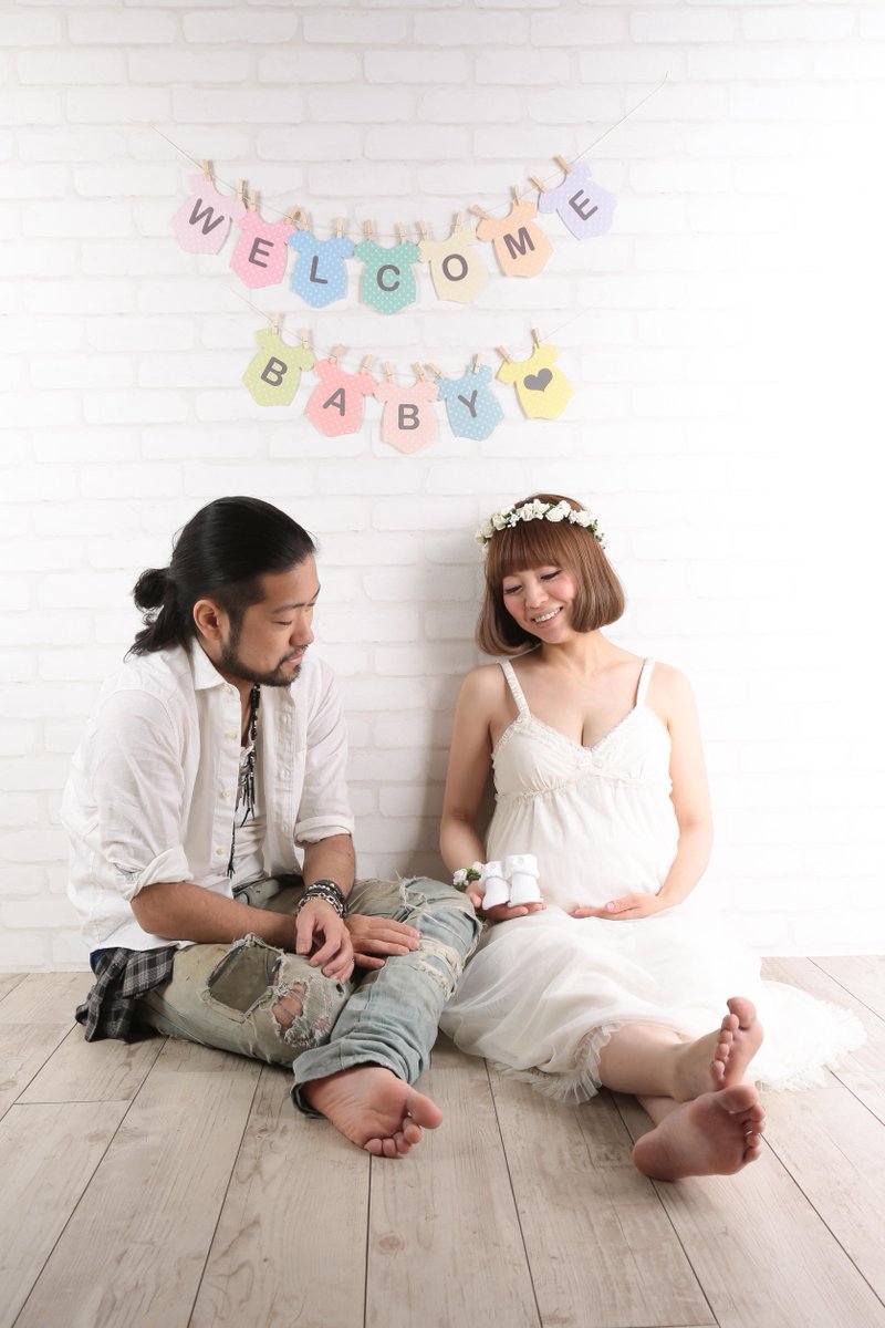 フォトスタジオhoney Crunch ハニーアンドクランチ マタニティフォト 北堀江店 優しい感じが伝わってきますね ステキ 衣装レンタル付90分全データ付き 18 000円税込 でのご撮影でした Http T Co Jec10vrs1m マタニティフォト Http T Co