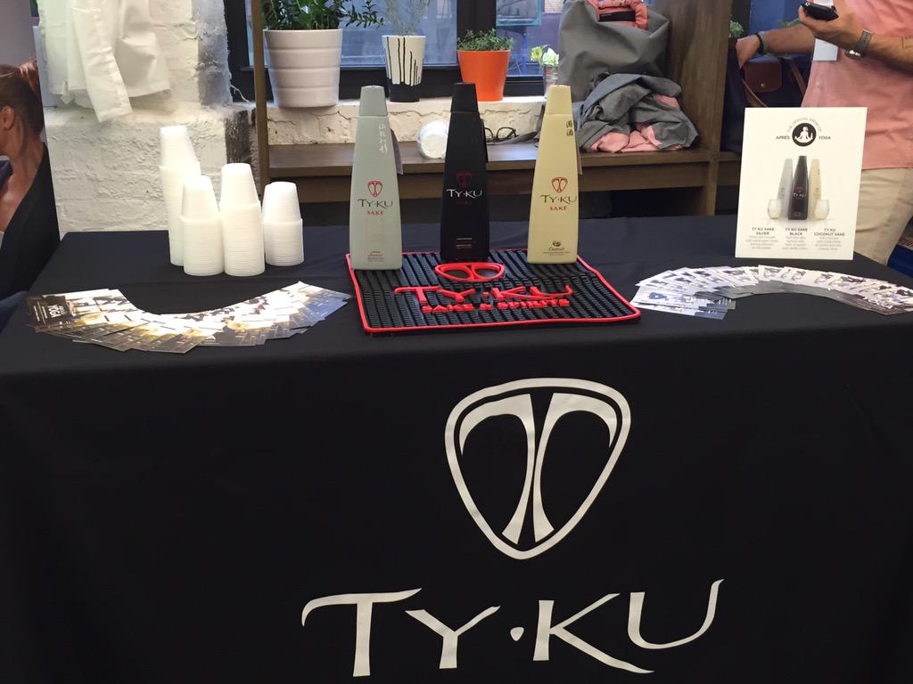 bodylocal's tweet image. Our vendors!!! #emblemhealth #tyku #mountainvalleyspringwater #kitchenlovenyc