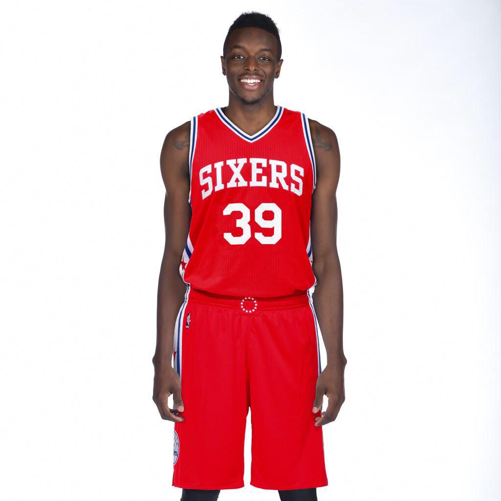 brycejdesigns's tweet image. Thoughts on the @Sixers new jerseys?