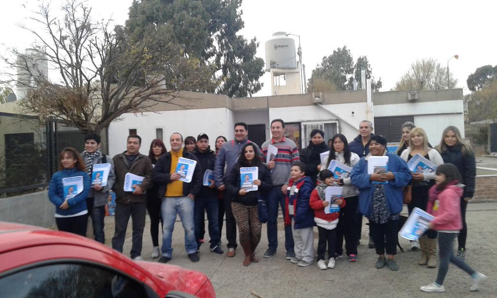 TWVVanesa's tweet photo. @AMaderna2015 CaminandoB* Comercio @ADNsur @adatasur @RamiroOuteda @fede283071 @elchubut @NicolasGil2011 @dpatagonico http://t.co/l7kKndYyJO