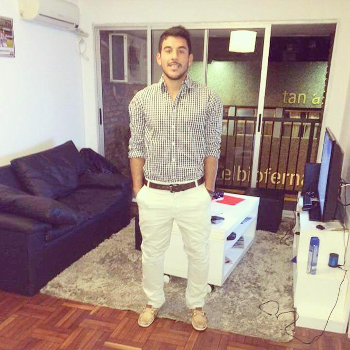 Joacoverges's tweet photo. Un poco de prolijidad cada tanto , nunca viene mal !😝😝 #bienrikikii #manaaa #arribaesasmentes 👦🏽👈🏽 http://t.co/fFyhZ32vbc