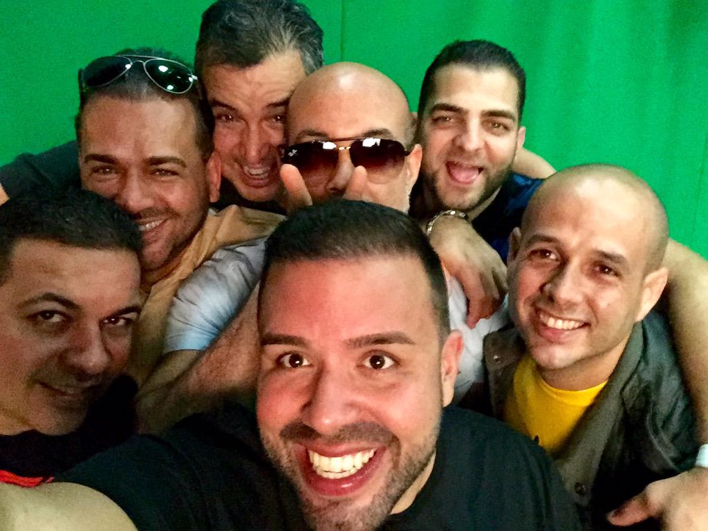 diaryoftrips's tweet photo. Making of #checkinshow promo @Moluskein @sixtogeorge @gavogil @YoyoFerran @frankco_d http://t.co/9TXJUzZLv0
