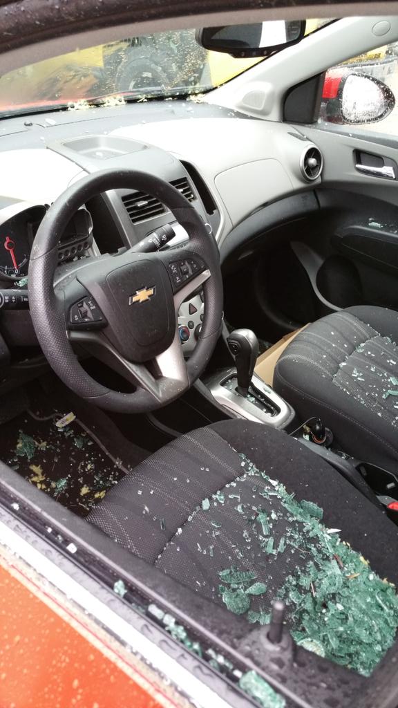 TheAndersonNews's tweet photo. Metal pieces of the daycare roof damaged vehicles at Kentucky Transmissions next door. http://t.co/n1QbO0NcNb