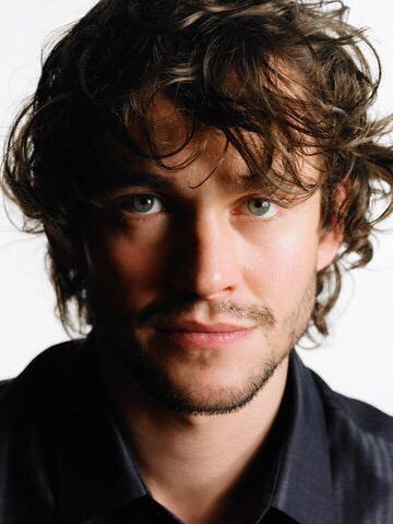 Happy 40th birthday Hugh Dancy!!! 