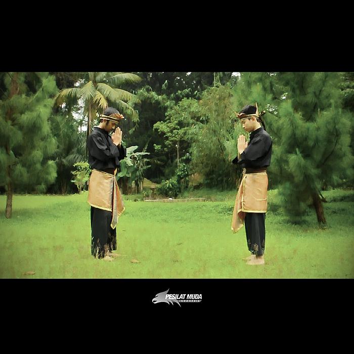 Bantu kami sebarkan Pencak Silat, Follow <a href="/PesilatMuda_ID/">PESILAT MUDA ID</a> di Instagram