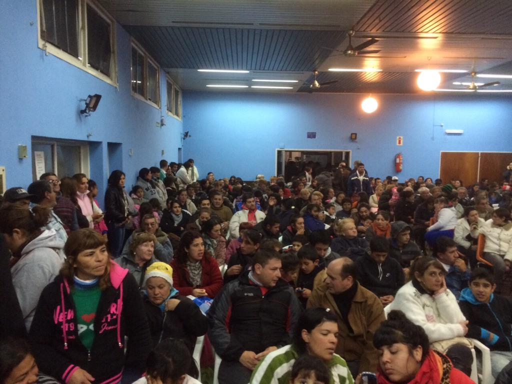 FacuTorresLima's tweet photo. Gracias amigo y Ministro @PasseriniOk por hacer de la JUSTICIA SOCIAL una realidad #programavidadigna #Vamospormas http://t.co/butnavta0w