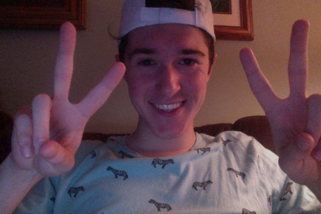 AdamBongo's tweet image. here&apos;s my version of #SELFIEFORSDK