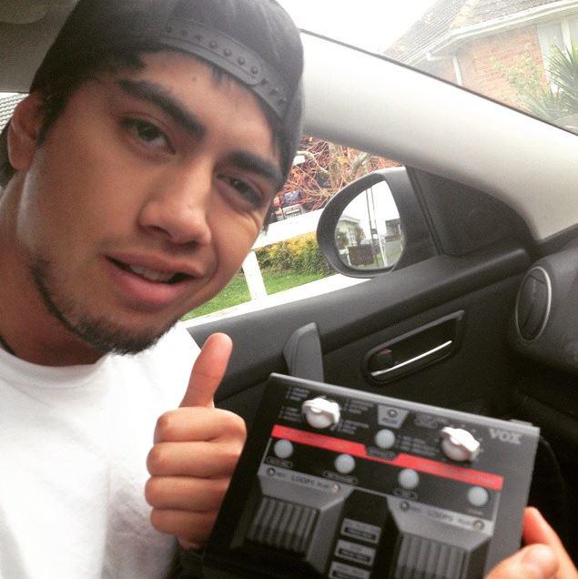 SonyMusicNZ's tweet photo. @BeauMonga's debut album is out TODAY! Here he is with his beloved loop pedal! #BeauMonga http://t.co/Da6a0M6091 http://t.co/PxxDMEcFqC