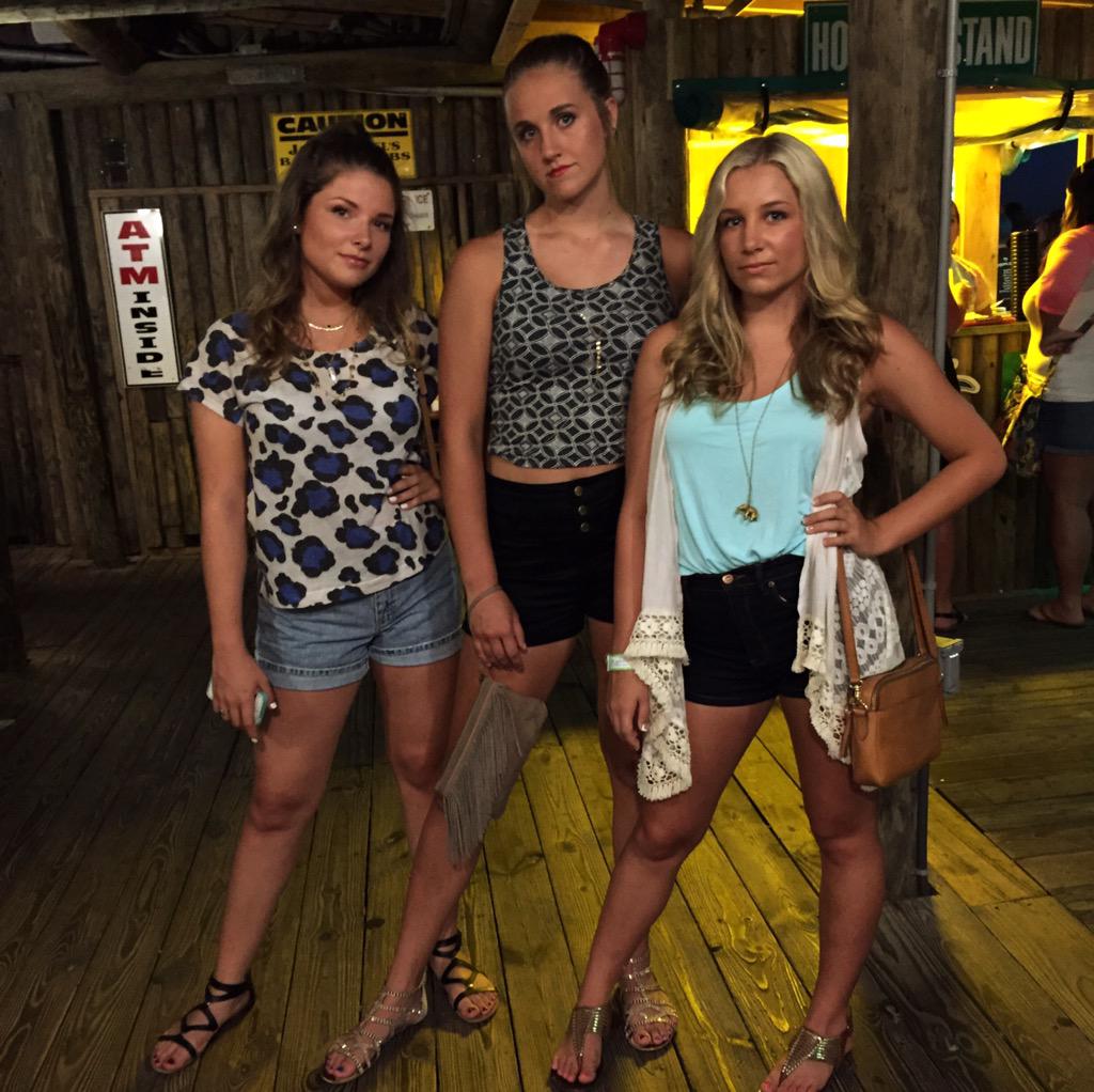 juliaddaniels's tweet photo. Because apparently "you can't have fun at the beach unless you drink." #whatajoke #soberchicks #getlikeus #sucks4you http://t.co/4kQdb8FquO