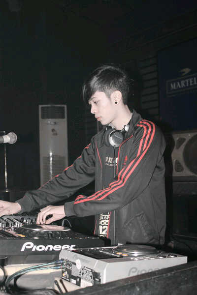Moontractionrec's tweet photo. http://t.co/CntS0CehVt