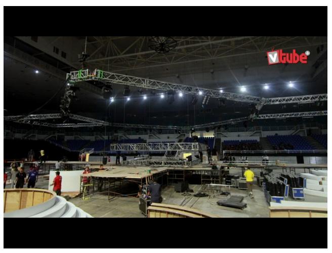 thev_official's tweet photo. WATCH the #VCON15 centerstage come to life on VTube+'s Magic of V-Con Episode 1 >>http://t.co/IWQiEVqdop http://t.co/zvCyfOeGQn