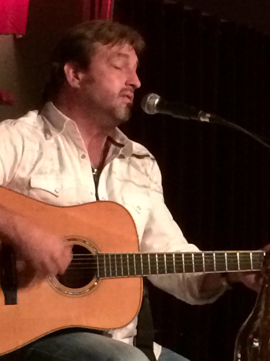 Big__Tito's tweet photo. @TonyRamey Great music and Wonderful story telling tonight @mainstreetxing #tonyramey #lonesurvivor #bulletsfirst http://t.co/9tBc6rRBKr