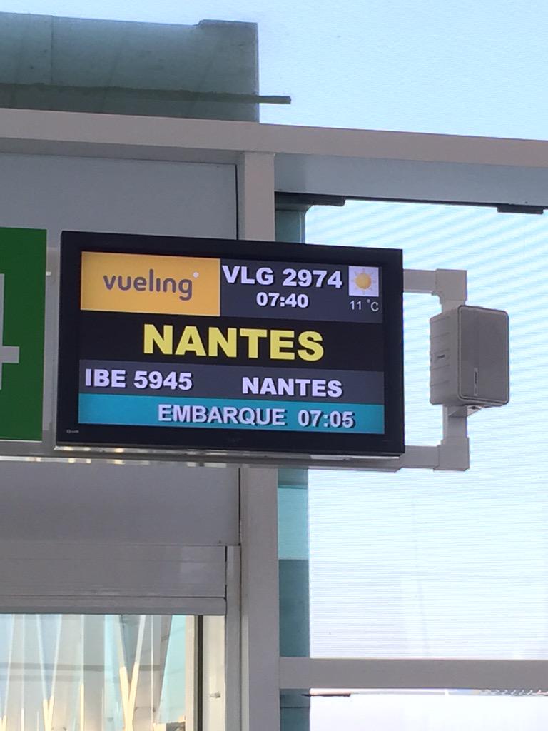 CangurSedicios's tweet photo. Buenos Dias os habla Caronte y os voy a llevar al puto Infierno!!! #FlightToHell #Hellfest2015 #Hellfest #Clisson http://t.co/nO9xjKGs20