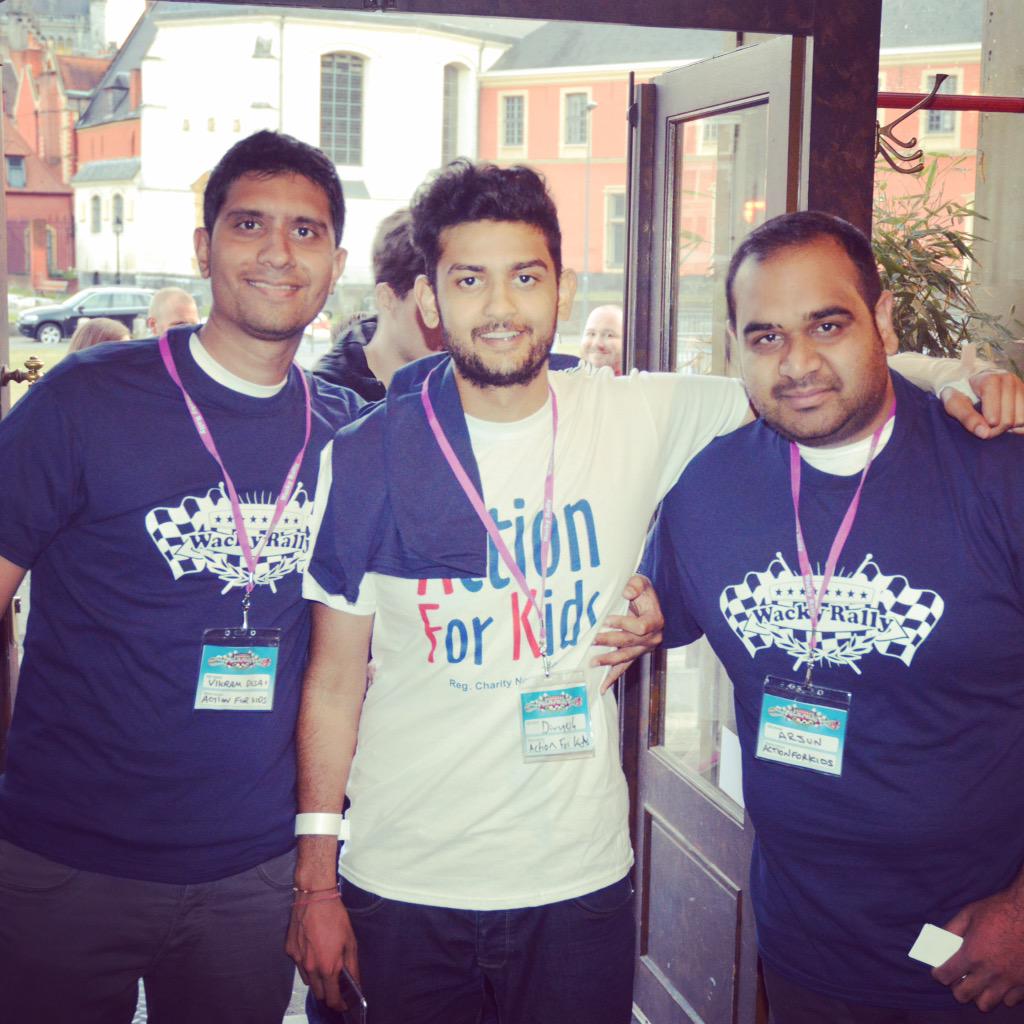 WackyRally's tweet image. T shirts looking good guys ! #wackyrally #actionforkids