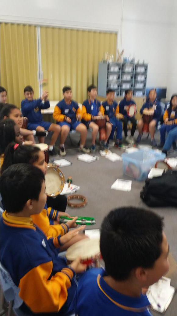 ndennaoui9's tweet photo. Music lesson with our CLO! #community engagement #faciliating #learning @bankstownps @JulianneLye @michellekenda11 http://t.co/nsKOQSLoX0