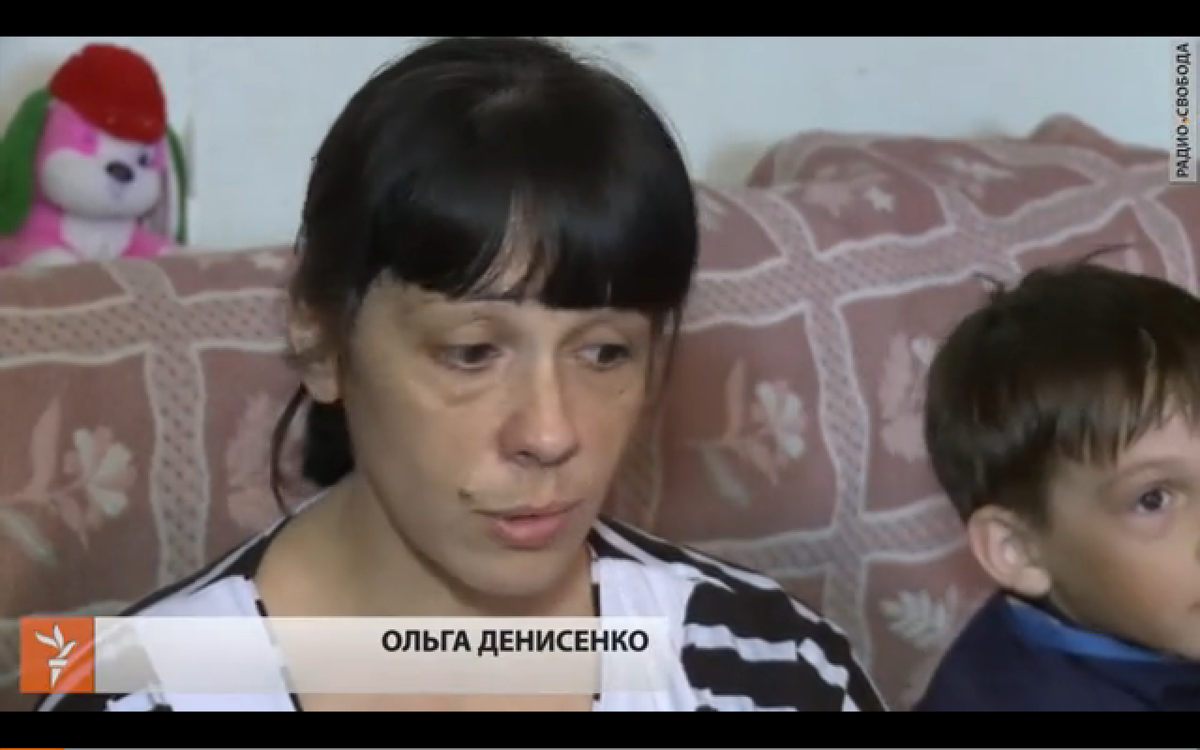 radiosvoboda's tweet photo. Біженці з України кажуть, що вони не потрібні в Росії ►http://t.co/f4VLwhiH2M http://t.co/uM028uxH47