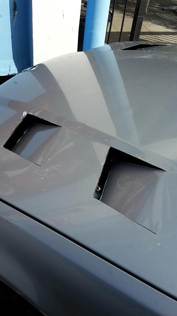 PeterCatmac's tweet image. @LukeBiff check the air vents out on this motor , #boyracer  #DIYSOS #grinder