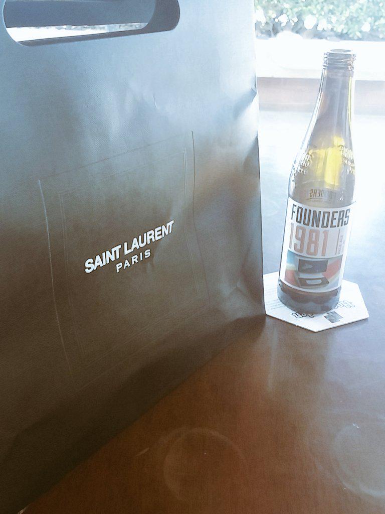 underground583's tweet photo. Saint laurent http://t.co/UNoSCbFXJ3