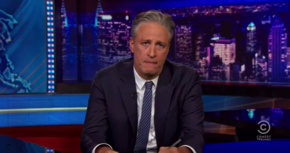 HuffPostUKPol's tweet photo. Jon Stewart's devastatingly brilliant Charleston speech drops jokes for brutal truths. http://t.co/Mrbf2O39Bj http://t.co/aAYTdEAWuP