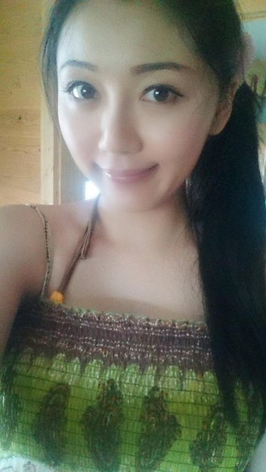 あと1シーン✨雷雨がなければもっと早く終わってたはずなの(。>д<) がんばるよん✨ http://t.co/MZu0AR5mmJ