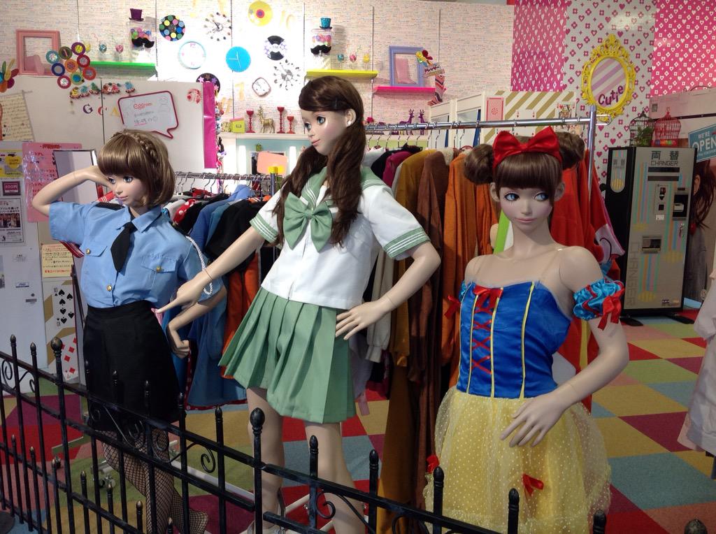 Twitter 上的 Namcoレイクタウン店 イオンレイクタウン店 大人気エグナムコーナーより速報です O O なんと 新しいコスプレを入荷いたしましたぁ いつもとはちょっと変わった自分で プリクラを撮ってみてはいかがですか Namco エグナム Http