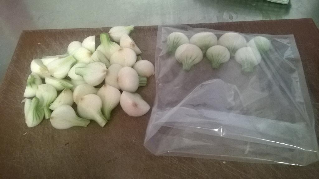 dlrichards20's tweet photo. Friday morning grelots onions #startwithquality #difficulttopronounce! @andrewbirchchef @fishmorehall http://t.co/QIBegUWZoY