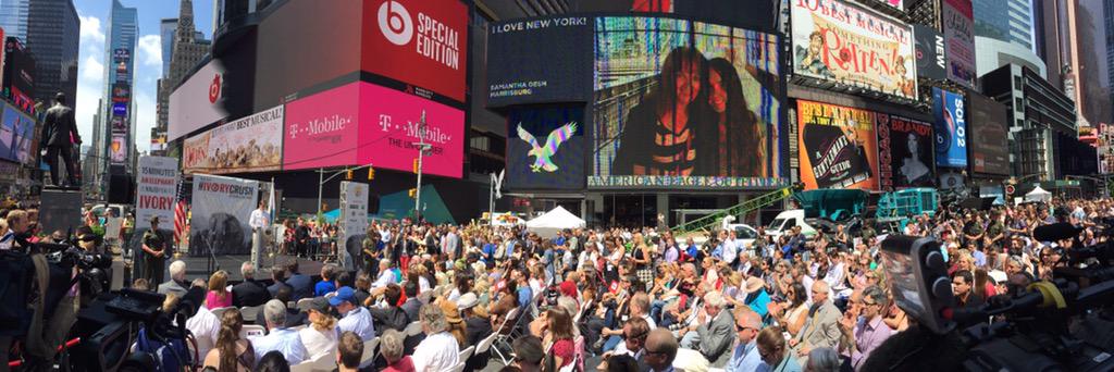 The crowd today at the #IvoryCrush - @USFWSHQ #TimesSquare #NYC #stopwildlifetrade