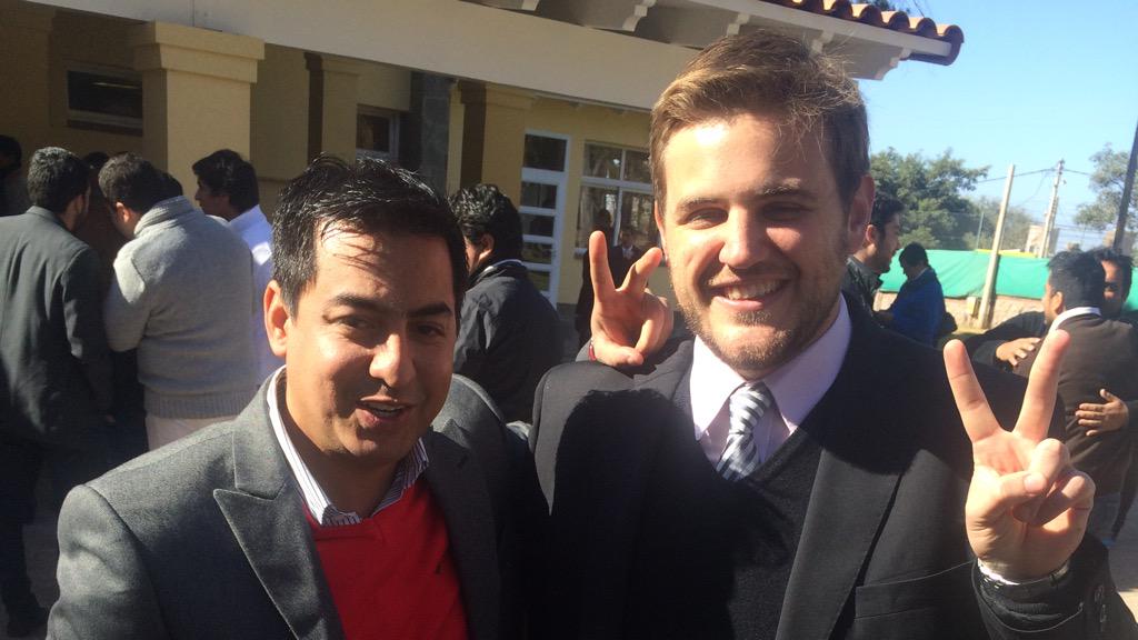 <a href="/turcomenem/">Alfredo Menem</a> y <a href="/jdelm86/">Juan M. del Moral</a> en la jura de <a href="/turquitomenem/">Yamil Menem</a> ... La juventud unida! El #PJGana