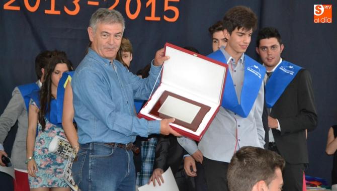 mirobrigaaldia's tweet photo. Discurso de José Manuel Mangas en su despedida del @IESTIERRA_CR tras 34 años http://t.co/cyht9KKCTL http://t.co/5eeSTdEZh3