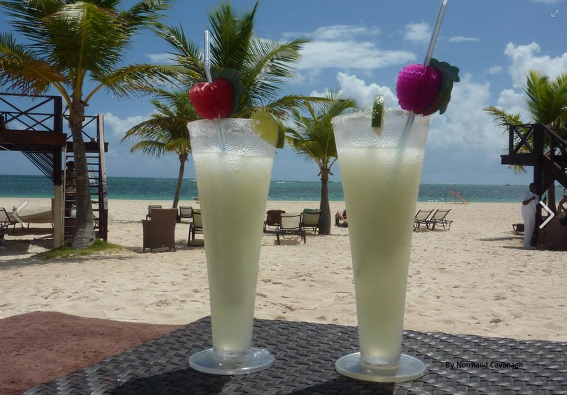 SecretsResorts's tweet photo. RT if you would love to spend your #Friday sipping on one of these at Secrets Royal Beach! #TGIF http://t.co/2KC0X5WvtW