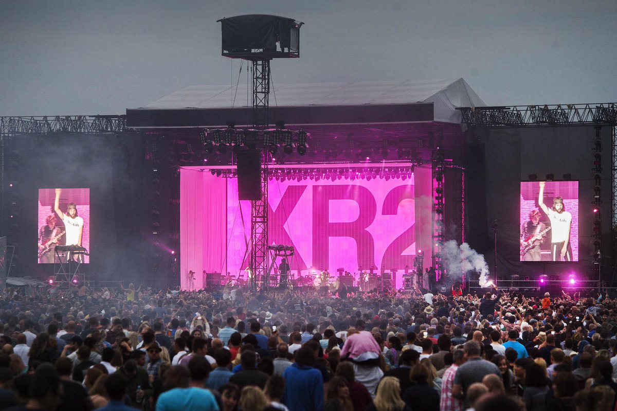 Here's a #FlashbackFriday for you...can you believe it's nearly a year since @KasabianHQ rocked Vicky Park? #memories