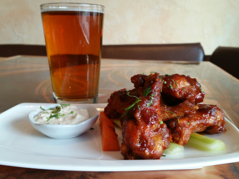 spicemonkeybar's tweet photo. Going to the #Warriors Parade? Celebrate with lunch at #SpiceMonkey, #HappyHour all afternoon https://t.co/Jt03GCrfFO http://t.co/ck2QYodWmi