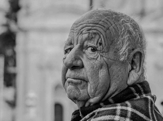 XBescos's tweet photo. Les pensions a ESP?
En 2017 l'Estat ESP s'haurà polit el Fons Pensions. CAT pot garantir el pagament.
#Bonesraons 27S http://t.co/TYInKIf7nu